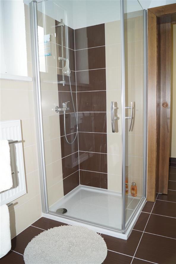 ברומוב Apartman U Stadionu מראה חיצוני תמונה