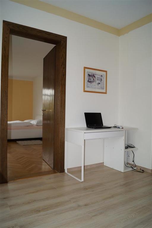 ברומוב Apartman U Stadionu מראה חיצוני תמונה